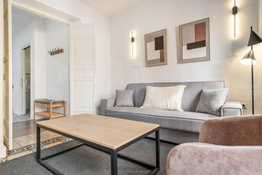 Sophisticated With Terrace By Rems Appartement