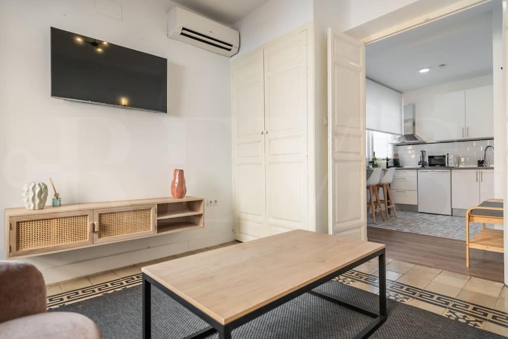 Sophisticated With Terrace By Rems Appartement Málaga